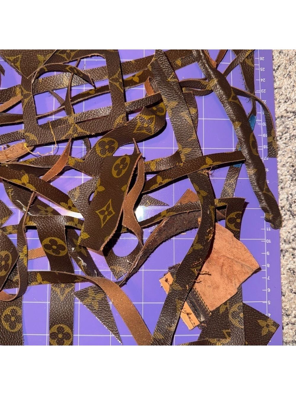 Louis Vuitton Brown Monogram Leather Scrap Pieces bundle 5 - Picture 2 of 11